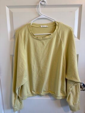 LA Relaxed Yellow Hemp And Organic Cotton Women’s Sweater